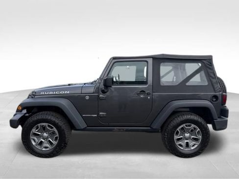 Used 2018 Jeep Wrangler Rubicon AWD/4WD image 4