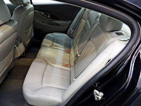 Used 2010 Buick LaCrosse CXL FWD image 10