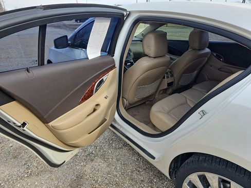 Used 2012 Buick LaCrosse Touring image 10