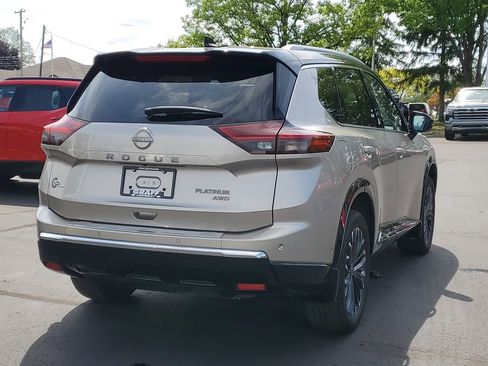 Used 2024 Nissan Rogue Platinum w/ Platinum Premium Package AWD/4WD image 3