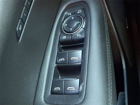 Used 2021 Cadillac XT6 Premium Luxury image 25