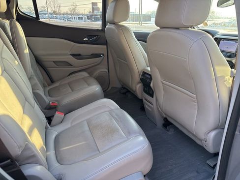 Used 2019 GMC Acadia SLT image 34