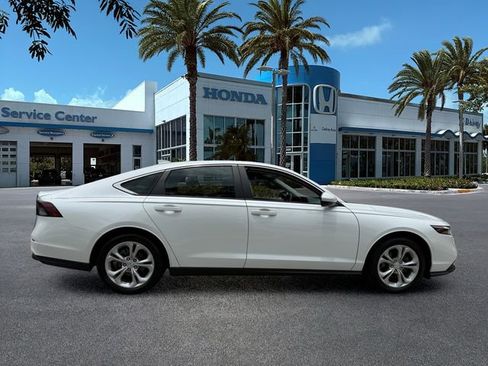 Used 2023 Honda Accord LX image 9