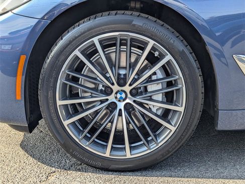 Used 2021 BMW 530i w/ Convenience Package image 29