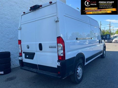 Used 2023 RAM ProMaster 2500 FWD image 6