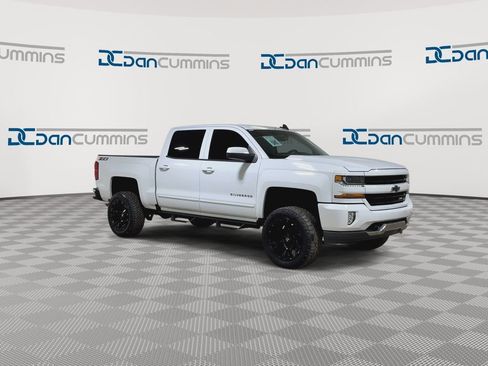 Used 2018 Chevrolet Silverado 1500 LT w/ All Star Edition image 2