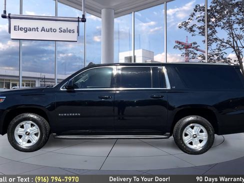 Used 2017 Chevrolet Suburban LT w/ Luxury Package RWD image 8