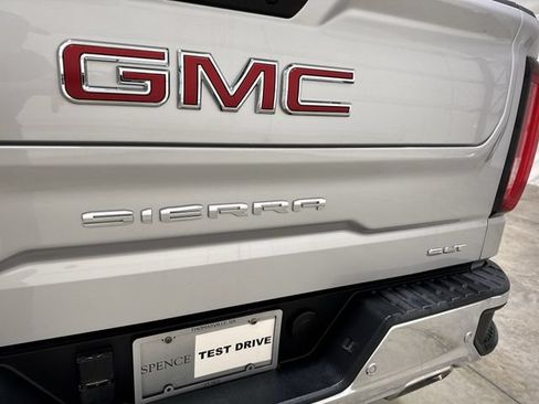 Used 2019 GMC Sierra 1500 SLT w/ SLT Premium Plus Package AWD/4WD image 30