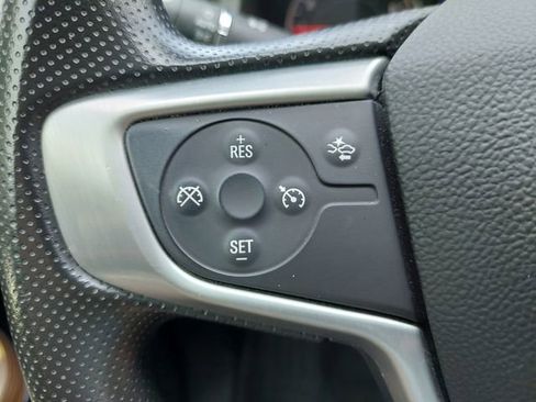Used 2023 GMC Acadia SLE w/ Driver Convenience Package FWD image 37
