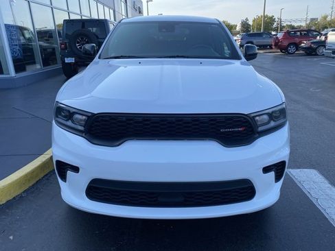 Used 2023 Dodge Durango GT image 3