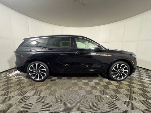 New 2026 Lincoln Nautilus Black Label AWD/4WD image 6