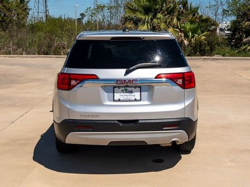 Used 2019 GMC Acadia SLE image 3