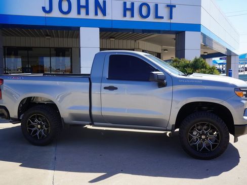 New 2026 Chevrolet Silverado 1500 W/T w/ WT Value Package AWD/4WD image 9
