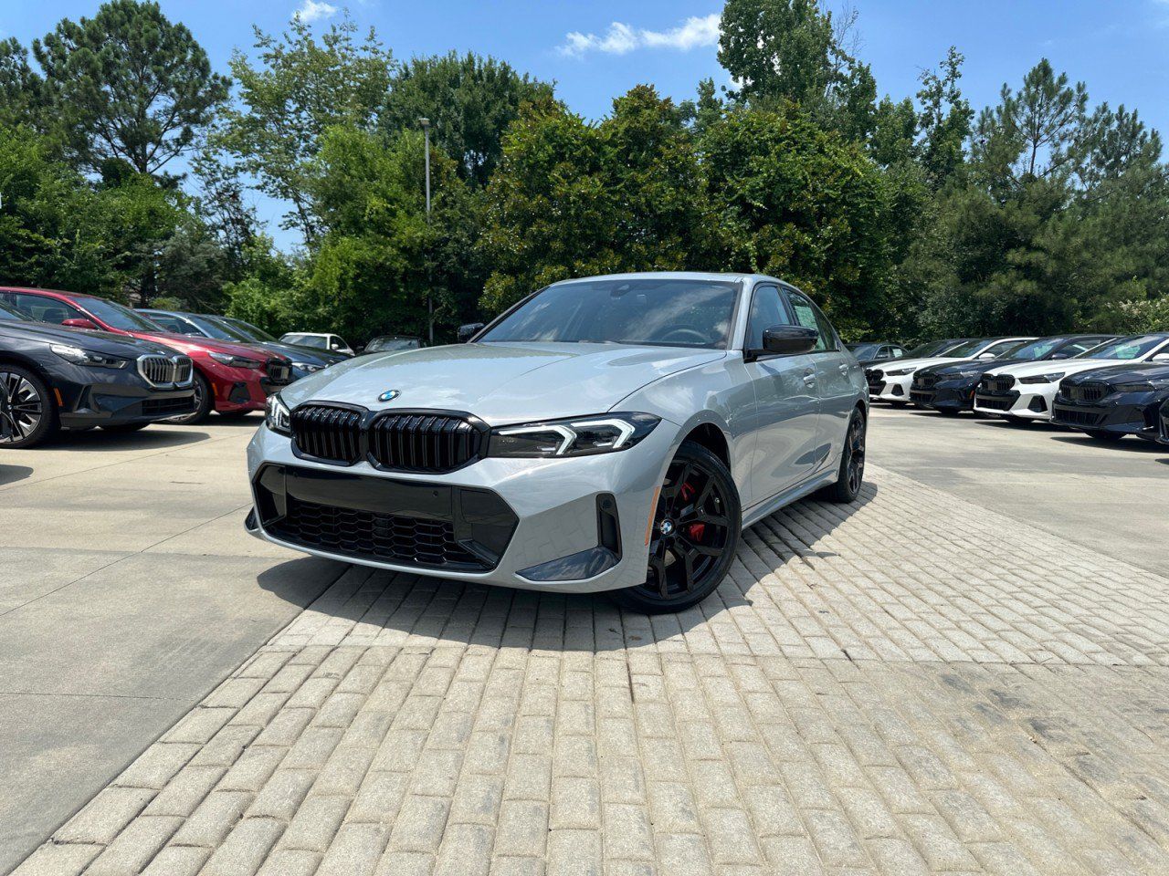 New 2026 BMW 330i Sedan w/ M Sport Package RWD image 1