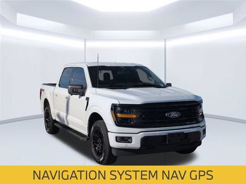 Used 2025 Ford F150 XLT w/ Equipment Group 302A MID AWD/4WD image 8