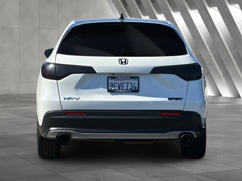 Used 2023 Honda HR-V Sport image 5