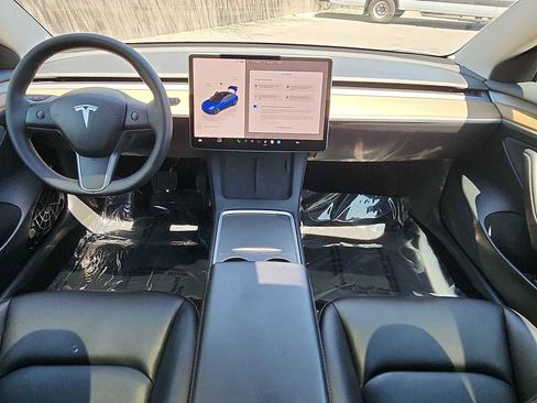 Used 2023 Tesla Model 3 Standard Range RWD image 14