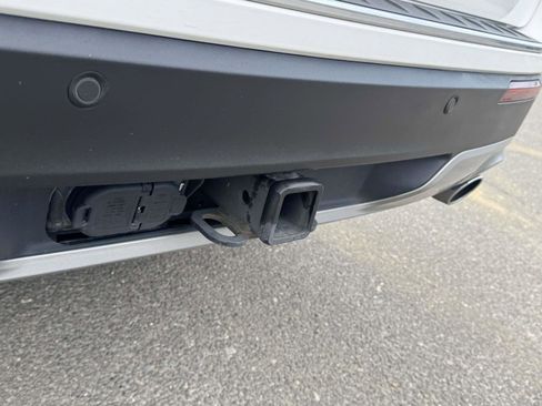 Used 2023 Ford Explorer Platinum w/ Technology Package image 9