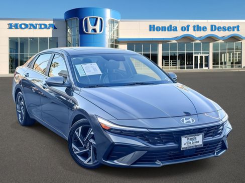 Used 2024 Hyundai Elantra Limited image 1