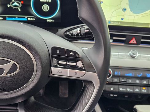 Certified 2024 Hyundai Elantra Limited image 35