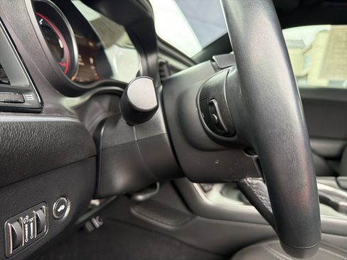 Used 2020 Dodge Challenger SXT image 35