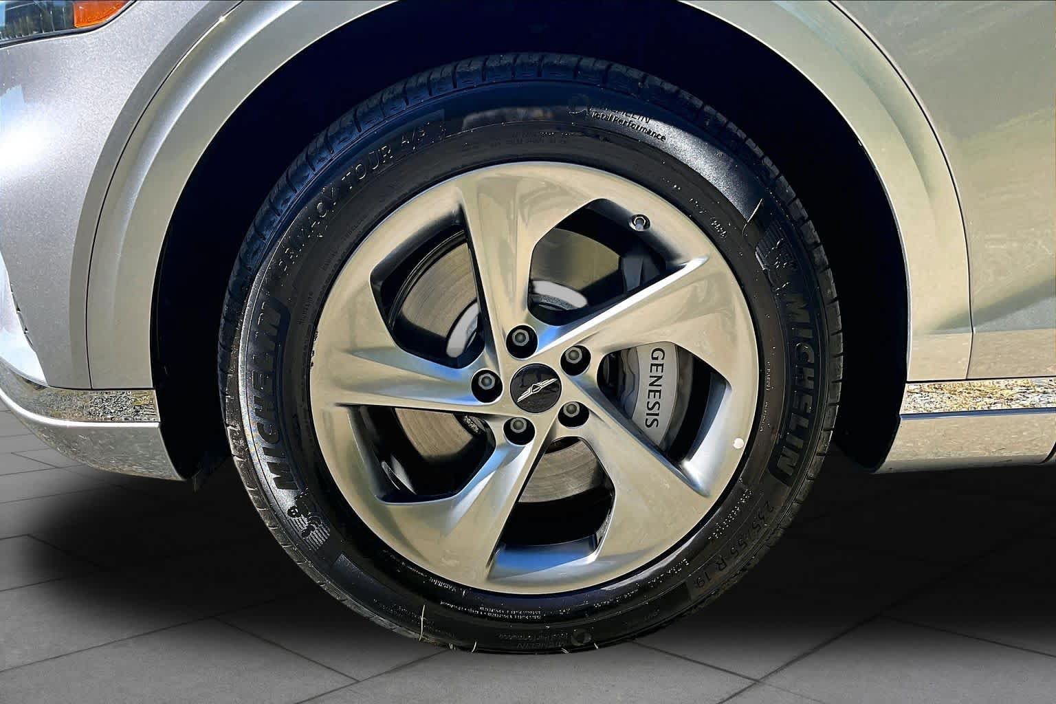 Used 2026 Genesis GV70 2.5T AWD/4WD image 11