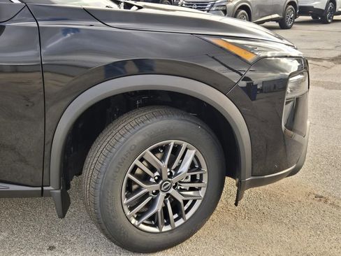 New 2026 Nissan Rogue S image 6