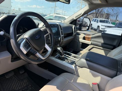 Used 2016 Ford F150 Lariat w/ Equipment Group 502A Luxury image 11