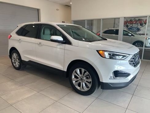 Used 2023 Ford Edge Titanium w/ Equipment Group 301A AWD/4WD image 7