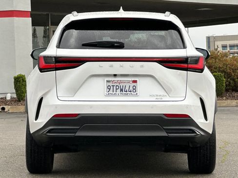 Used 2025 Lexus NX 350h AWD w/ Accessory Package (2T) image 8