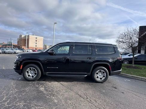 Used 2022 Jeep Wagoneer Series I image 6