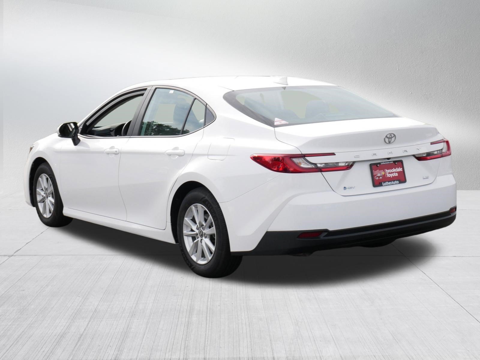 Certified 2026 Toyota Camry LE FWD image 5