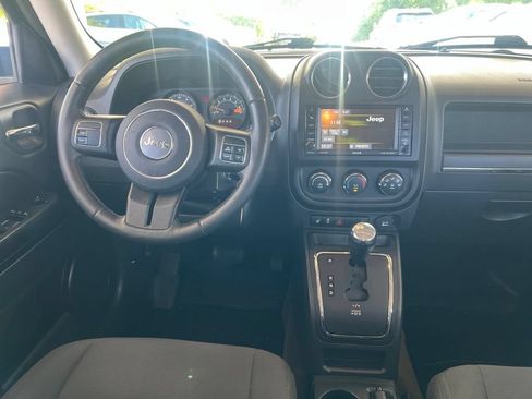 Used 2016 Jeep Patriot Latitude w/ Trailer Tow Prep Group AWD/4WD image 16