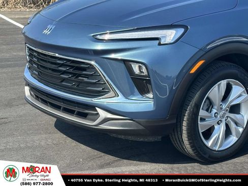 Certified 2024 Buick Encore GX Preferred FWD image 7