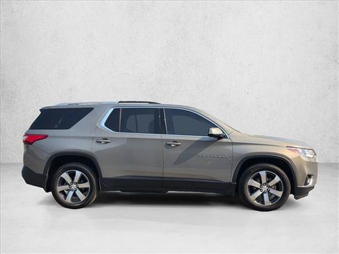 Used 2018 Chevrolet Traverse LT AWD/4WD image 6