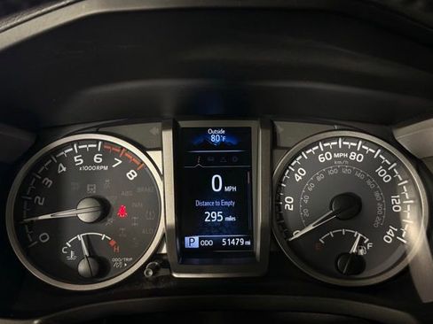 Used 2021 Toyota Tacoma SR5 RWD image 24