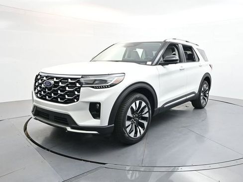 Used 2026 Ford Explorer Platinum w/ LUX Leather Package AWD/4WD image 3