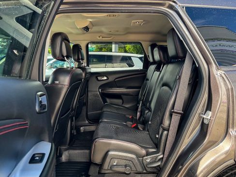 Used 2018 Dodge Journey GT w/ Driver Convenience Group AWD/4WD image 16