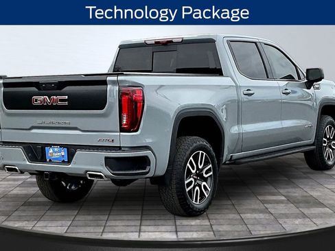 Used 2025 GMC Sierra 1500 AT4 w/ AT4 Premium Package AWD/4WD image 6