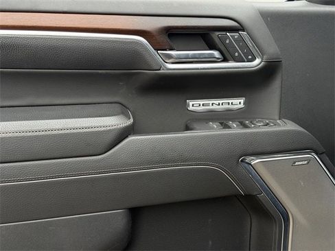 Used 2024 GMC Sierra 1500 Denali image 26
