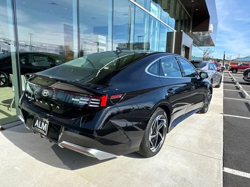 New 2026 Hyundai Sonata SEL image 4