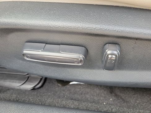 Used 2019 Honda Insight Touring image 24
