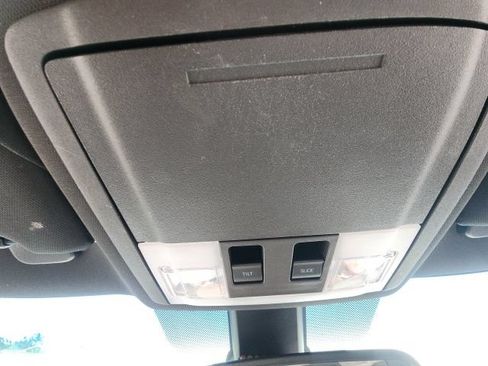 Used 2016 Ford Taurus Limited w/ Equipment Group 301A FWD image 35