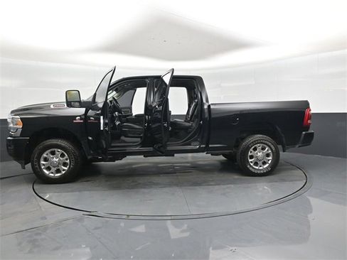 Used 2024 RAM 2500 Laramie image 49