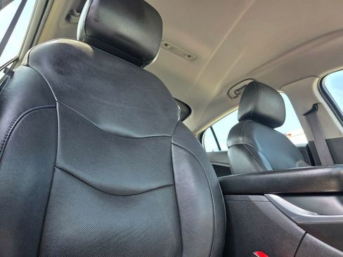 Used 2016 Chevrolet Volt Premier w/ Driver Confidence Package image 25