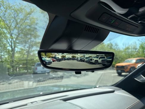 New 2026 GMC Yukon XL AT4 w/ AT4 Premium Plus Package AWD/4WD image 48