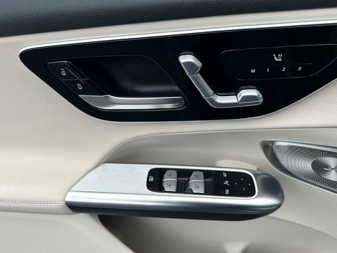 New 2026 Mercedes-Benz GLC 300 4MATIC image 11