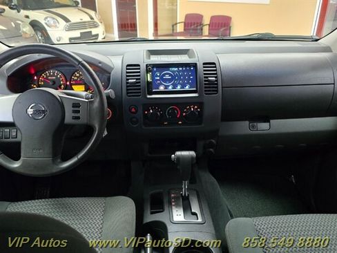 Used 2007 Nissan Frontier SE w/ SE Value Truck Pkg RWD image 17