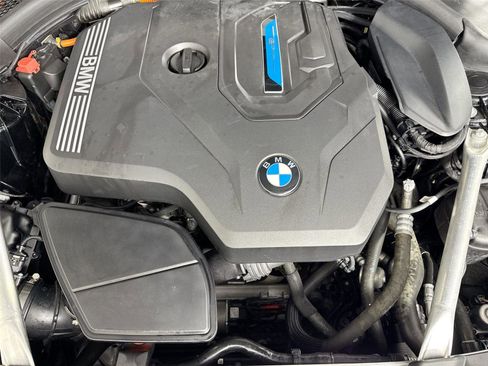Used 2023 BMW 530e xDrive image 48