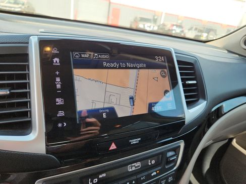 Used 2017 Honda Pilot Elite image 14